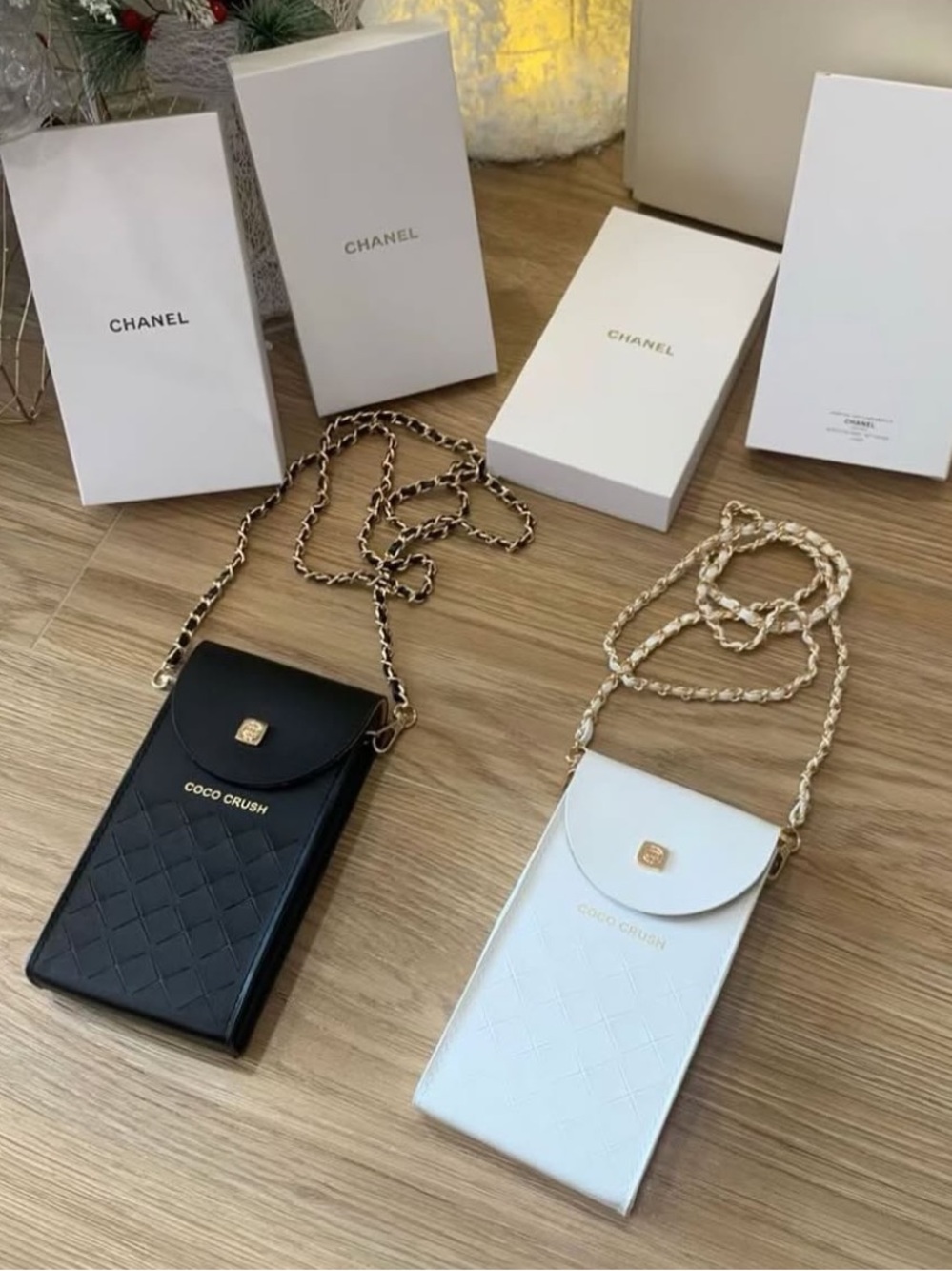 Chanel Coco Crush Quilted Leather Crossbody Bag - Black / White